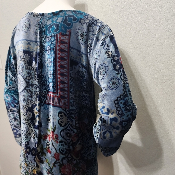 Johnny Was Velveteen Silk Floral Blue Top Size S - Picture 3 of 13